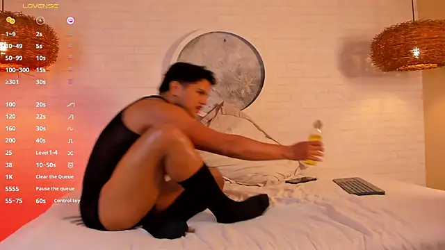 Snapshot of thiago_mercer chatting on 09/10/25, 11:10 thiago mercer online show from 09/10/25, 11:10