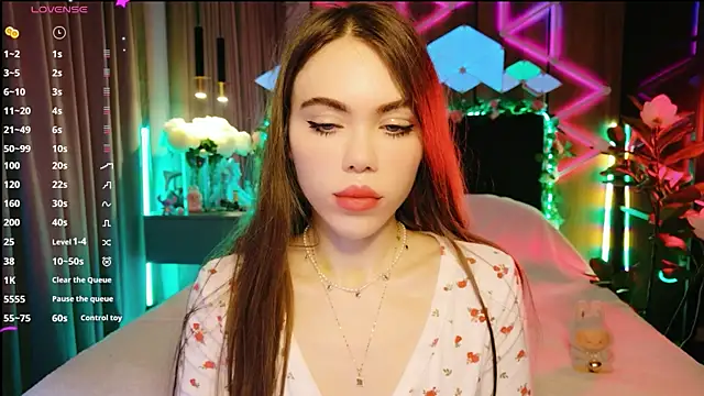 MimiFors online show from 10/06/25, 04:15