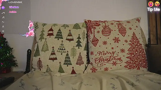 Roxybeautyy online show from 11/10/25, 09:30