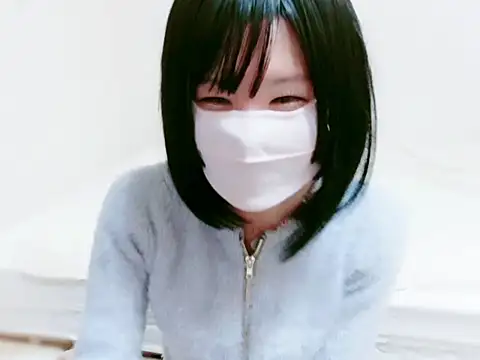 maika chan online show from 11/23/25, 04:56