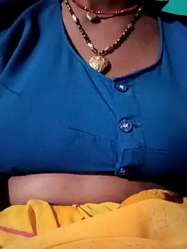 Radha8080 online show from 11/12/25, 03:23