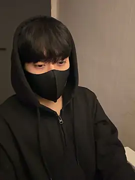 Snapshot of min9811 chatting on 11/27/25, 08:27 min9811 online show from 11/27/25, 08:27