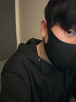 Snapshot of min9811 chatting on 12/01/25, 12:54 min9811 online show from 12/01/25, 12:54