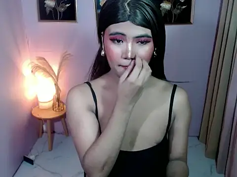 Snapshot of amazingjhanna chatting on 10/16/25, 05:41 amazingjhanna online show from 10/16/25, 05:41