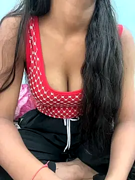 cute parii  online show from 11/04/25, 11:53