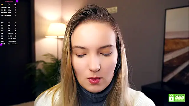 Snapshot of HongTomczak chatting on 10/06/25, 08:12 HongTomczak online show from 10/06/25, 08:12