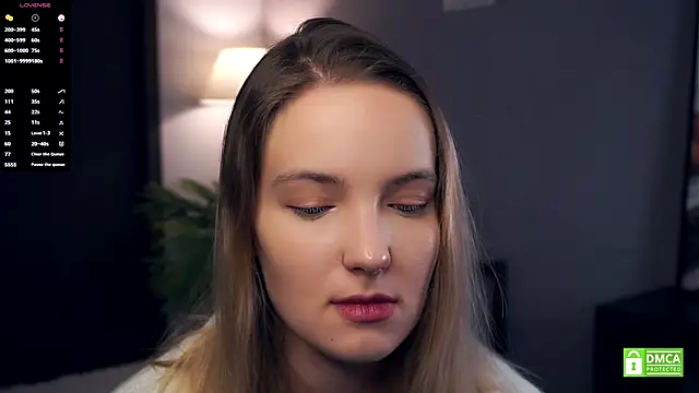 Snapshot of HongTomczak chatting on 10/14/25, 07:42 HongTomczak online show from 10/14/25, 07:42