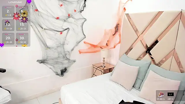 cloemorwen online show from 10/17/25, 10:34