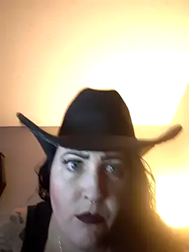Snapshot of TheRealSophieDee chatting on 10/21/25, 09:59 TheRealSophieDee online show from 10/21/25, 09:59