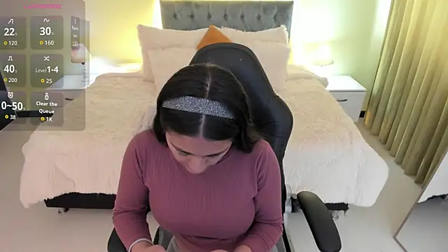 Camille Olsen  online show from 10/30/25, 12:17