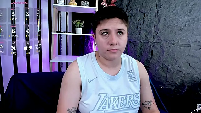 IanGilbert online show from 10/16/25, 09:27