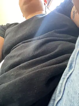 IanGilbert online show from 11/22/25, 02:49