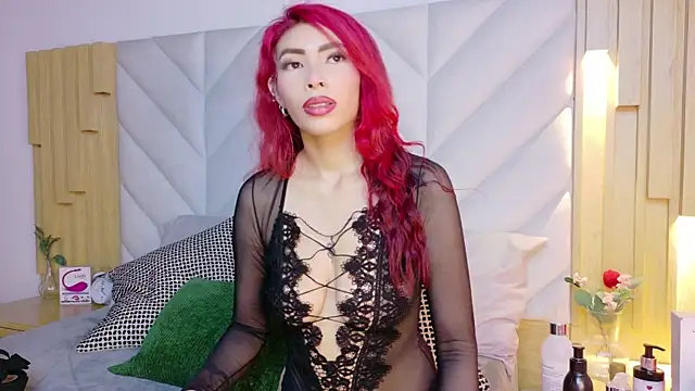 Snapshot of FranchescaVeleska chatting on 10/24/25, 08:16 FranchescaVeleska online show from 10/24/25, 08:16