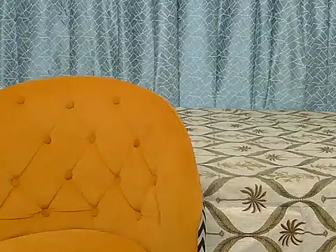 Its-ishikaa online show from 10/12/25, 05:06