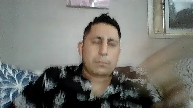 Snapshot of B3toBaby chatting on 11/16/25, 09:09 B3toBaby online show from 11/16/25, 09:09