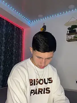 Alejandro BigCock22 online show from 09/17/25, 03:30