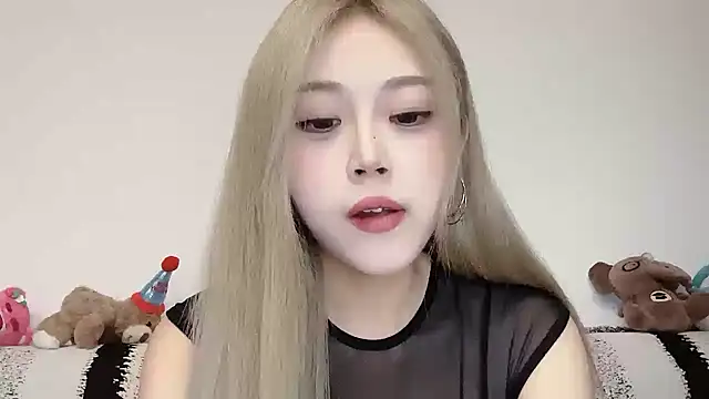 XingKongCOCO-107 online show from 10/15/25, 11:10