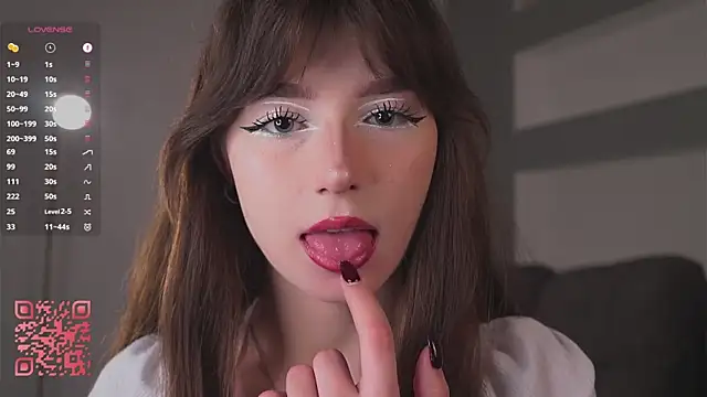 DreamyDaisy online show from 11/02/25, 08:11