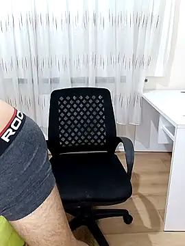 Ozi1910 online show from 10/06/25, 07:55