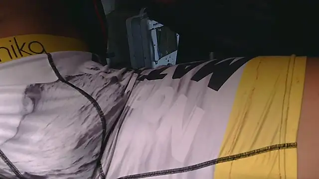 Snapshot of Gmajor chatting on 11/15/25, 04:47 Gmajor online show from 11/15/25, 04:47