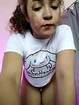 Winnie 24 online show from 09/08/25, 03:44