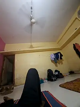 choot paglu online show from 10/07/25, 12:13