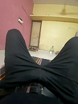 choot paglu online show from 10/12/25, 01:43