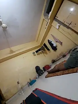 choot paglu online show from 10/31/25, 04:30