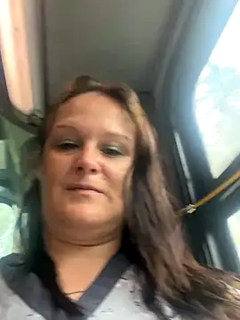 Snapshot of sinfful-secrets@xh chatting on 10/16/25, 09:27 sinfful-secretsxh online show from 10/16/25, 09:27