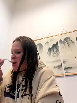 Snapshot of sinfful-secrets@xh chatting on 11/13/25, 06:18 sinfful-secretsxh online show from 11/13/25, 06:18