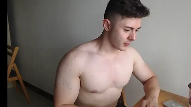 Snapshot of muscledoctor24 chatting on 09/09/25, 04:34 muscledoctor24 online show from 09/09/25, 04:34