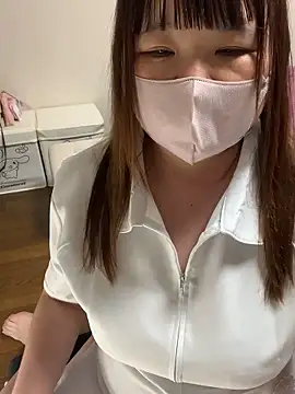 Snapshot of _Ami_xoxo chatting on 09/14/25, 02:16 Ami xoxo online show from 09/14/25, 02:16