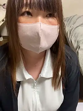 Snapshot of _Ami_xoxo chatting on 09/19/25, 02:07 Ami xoxo online show from 09/19/25, 02:07