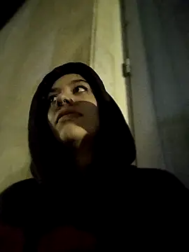 emmii cute online show from 11/08/25, 04:34