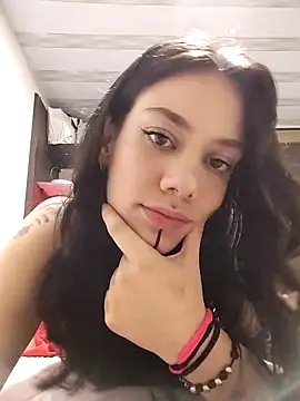 emmii cute online show from 11/20/25, 02:01