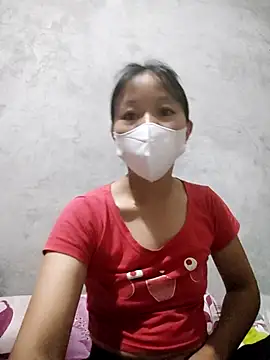 Lilyy-y online show from 10/18/25, 09:48