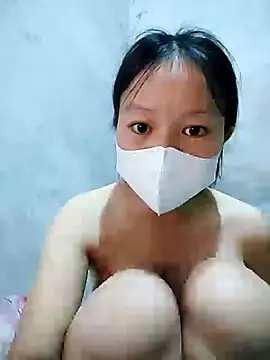 Lilyy-y online show from 10/20/25, 02:28