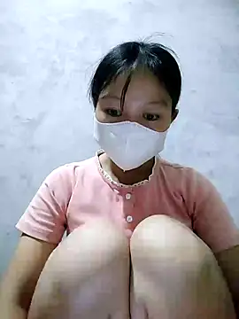 Lilyy-y online show from 10/21/25, 09:48