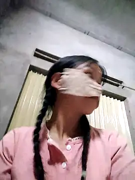 Lilyy-y online show from 10/30/25, 09:26