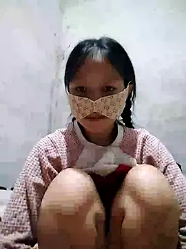 Lilyy-y online show from 11/01/25, 04:09