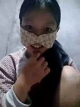 Lilyy-y online show from 11/02/25, 09:28