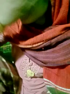 Hot-yuo84 online show from 10/22/25, 05:45