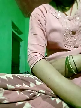 Hot-yuo84 online show from 10/24/25, 04:25