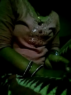 Hot-yuo84 online show from 10/29/25, 05:47