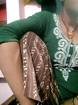 Hot-yuo84 online show from 11/21/25, 08:24