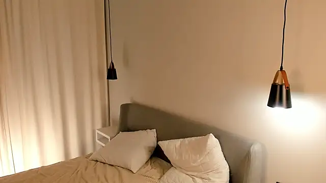 SirenaOstrem online show from 10/12/25, 01:04