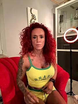 Hotmilfhamburg1 online show from 10/18/25, 04:48