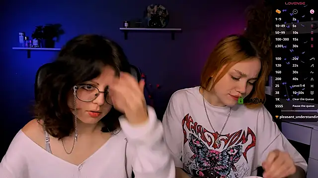 samanta hotty online show from 10/15/25, 07:14