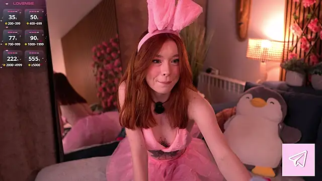 MaryPratt online show from 10/10/25, 08:08