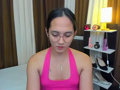 URHottestAngel online show from 10/23/25, 12:37